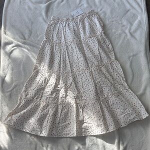 Aritzia Mars Skirt - Size XS, Light Birch/Cherry Red